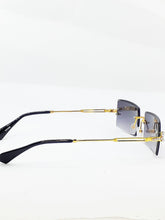 Load image into Gallery viewer, &quot;Classic Drip&quot; (Black Mulberry) Sunglasses (for Men &amp; women)
